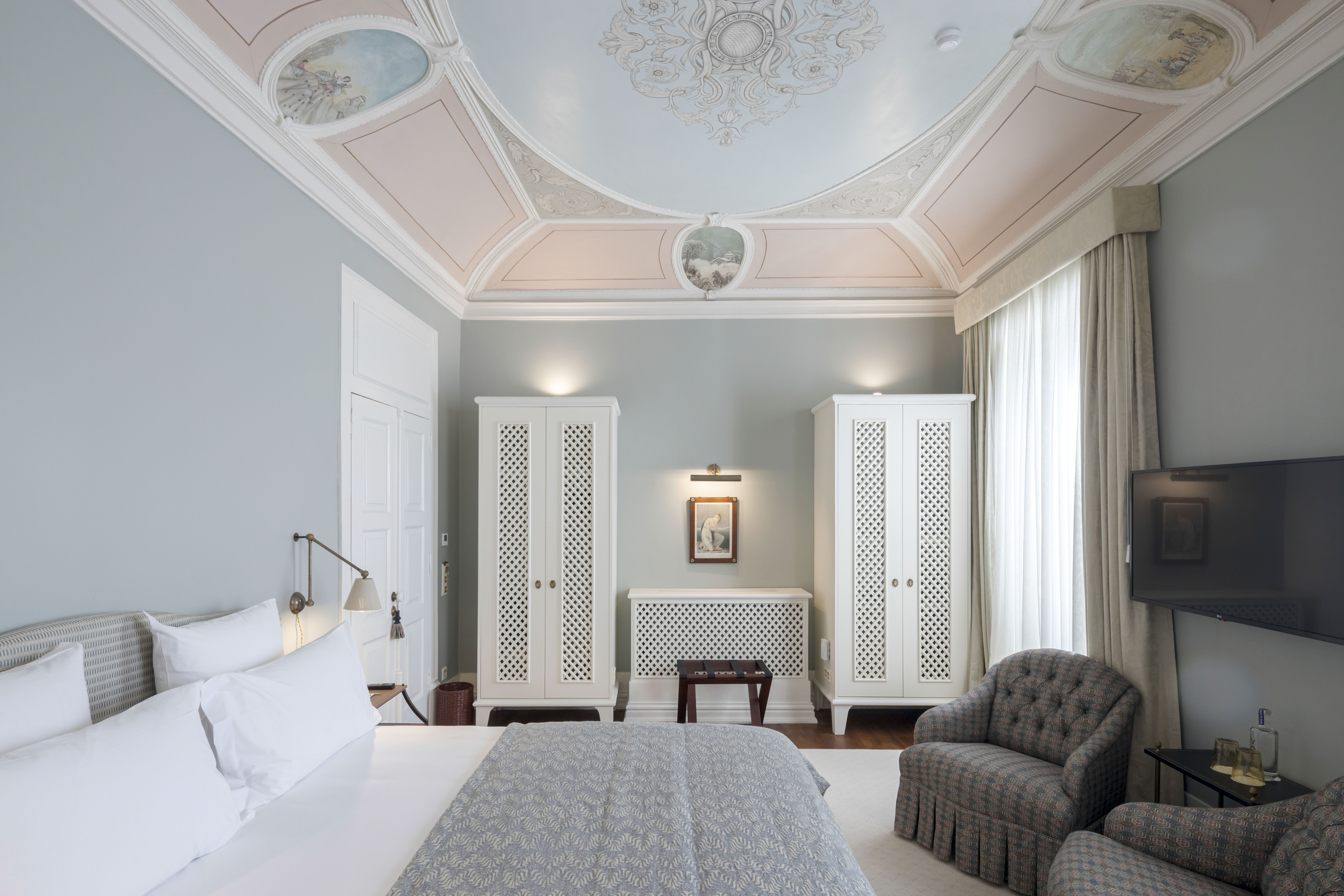Deluxe, Double or Twin Bed