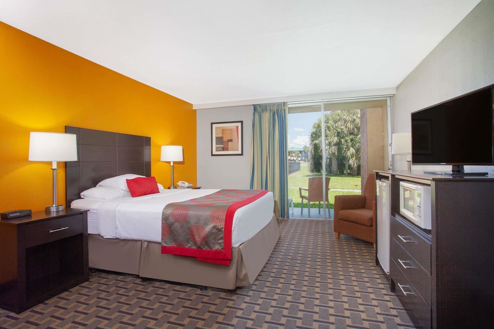 Ramada By Wyndham Davenport Orlando South 13/51