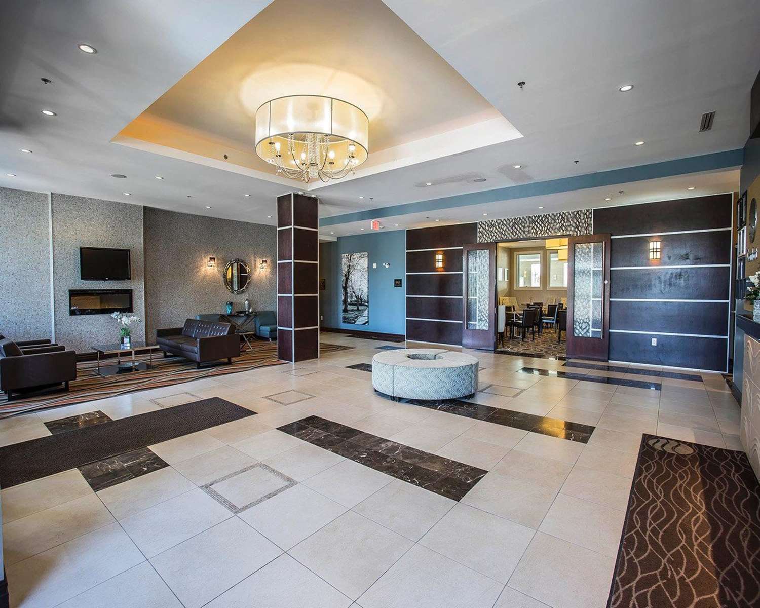 Comfort Hotel Bayers Lake 10/19