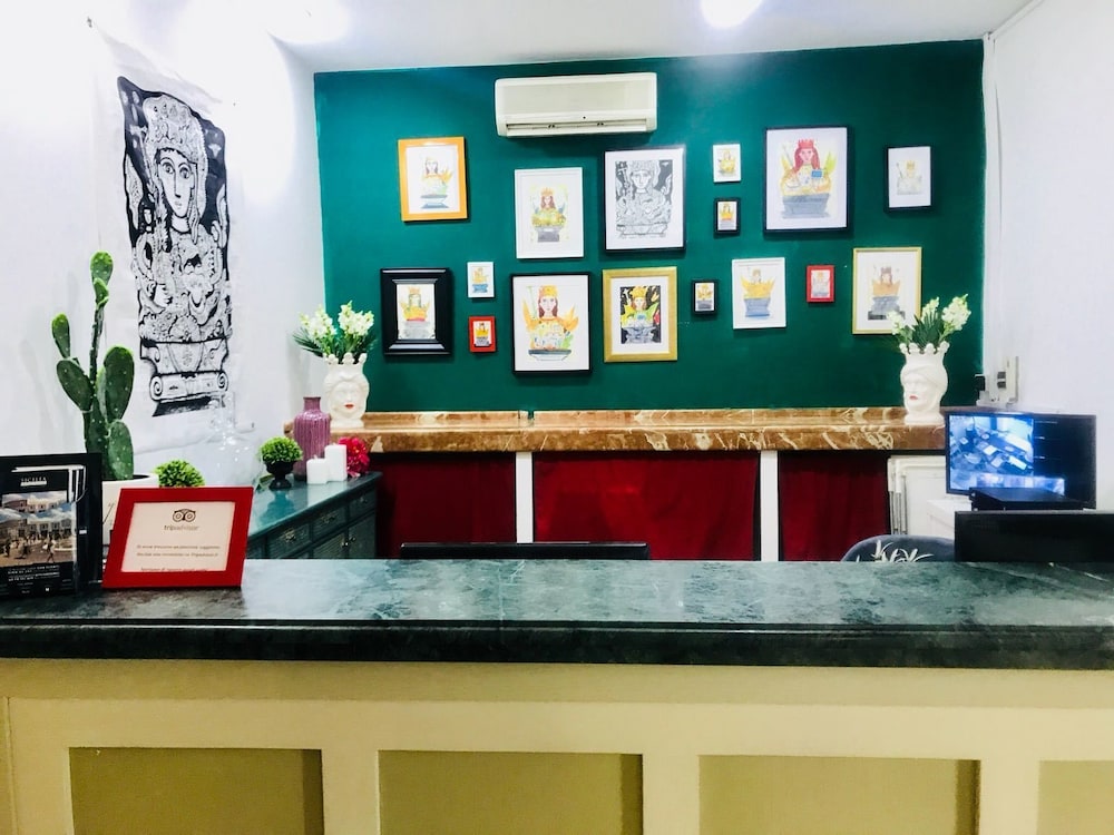 Santuzza Hotel Catania 8/50