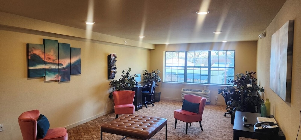 Patriots Inn 41/53
