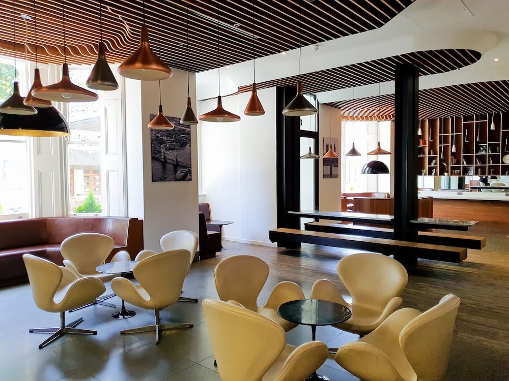 The Mowbray Court Hotel 24/43