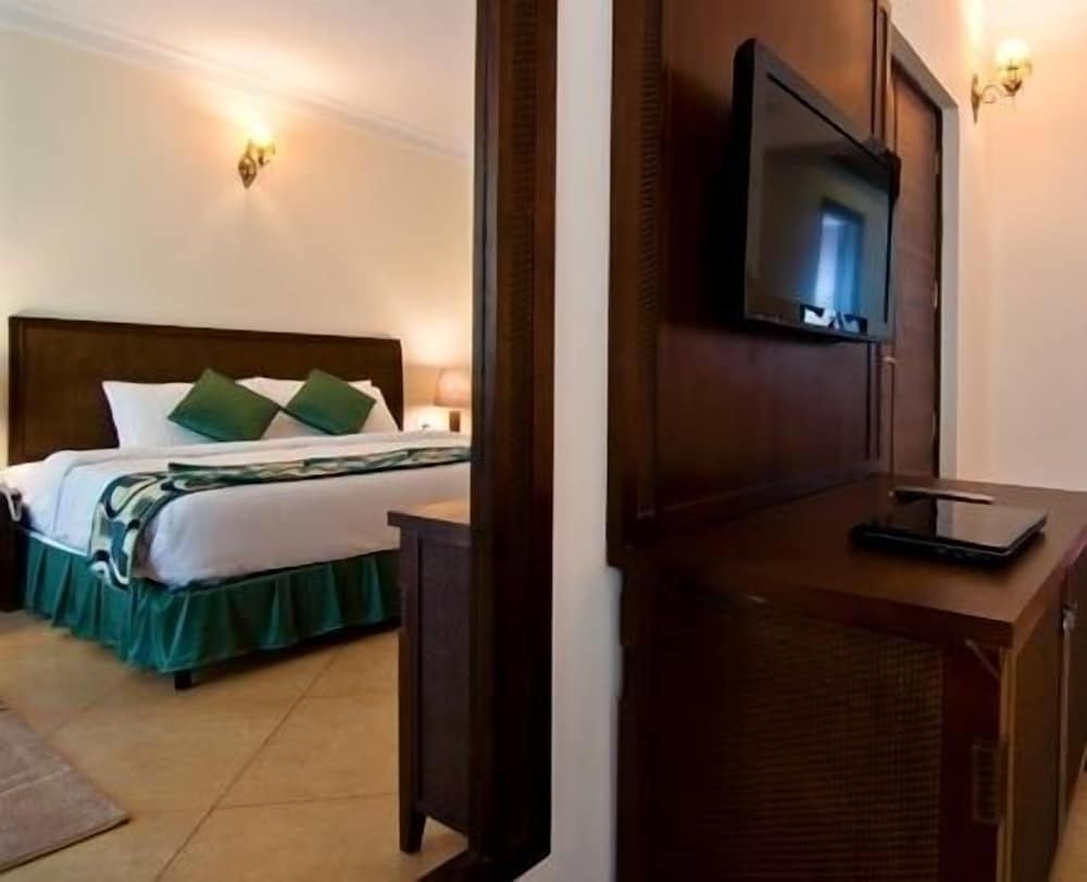 Ramada by Wyndham Goa Arpora 15/50