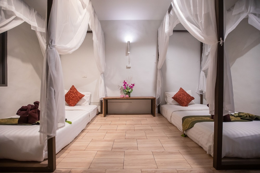 Sabaidee Chiangmai Hotel 13/65