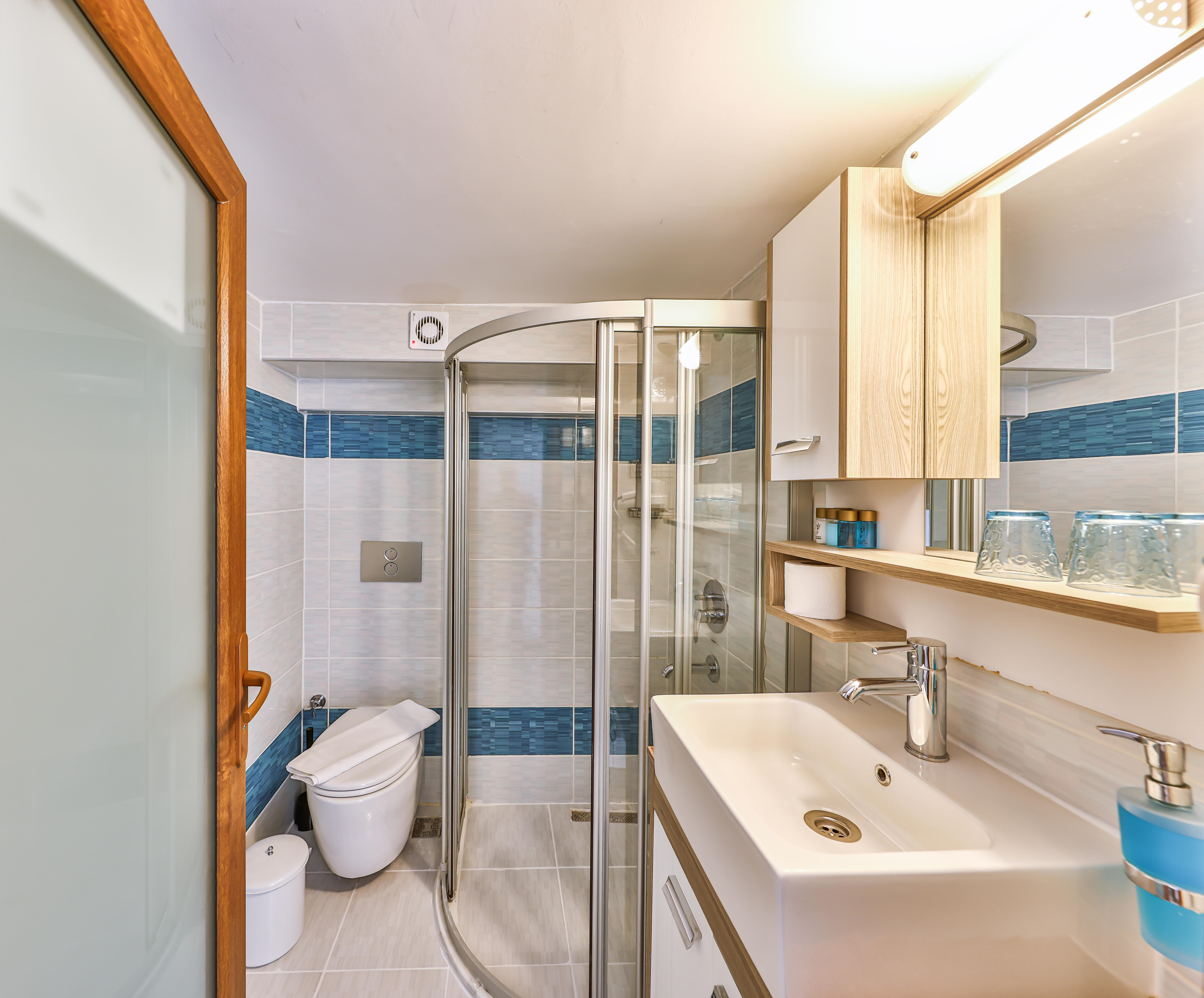 Sonne Hotel 42/49