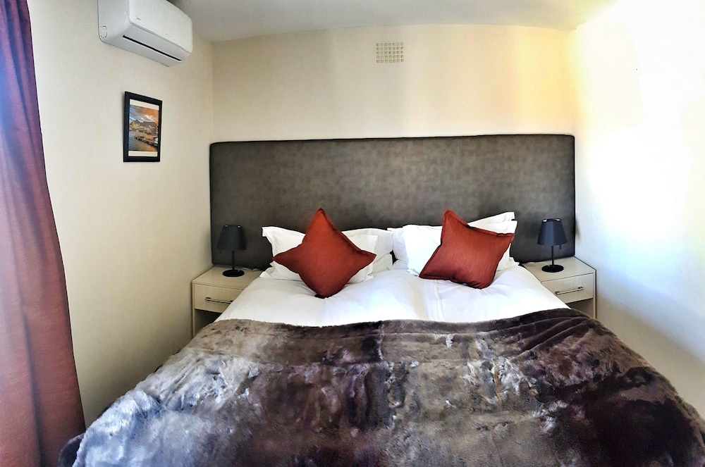 Nova Constantia Boutique Residence 15/70
