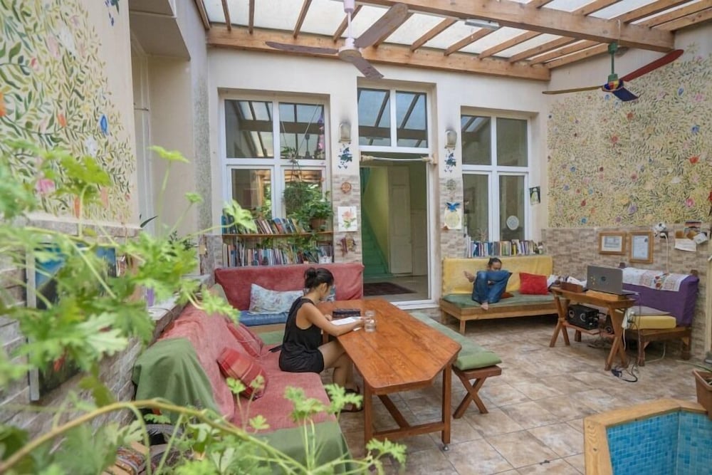 Lotus Garden Hostel 23/35