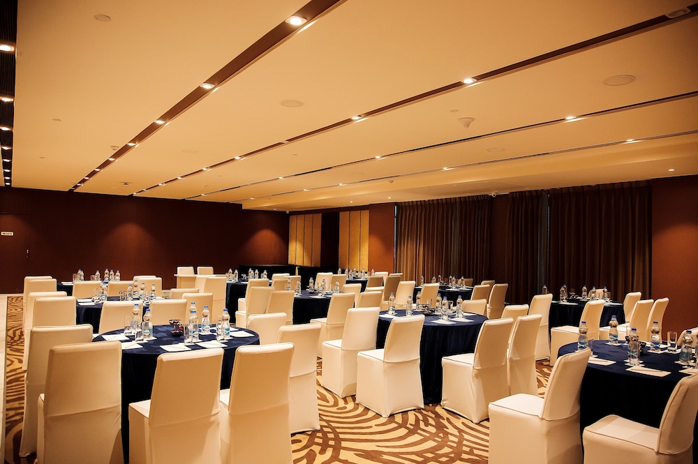 Radisson Lucknow City Center 54/64