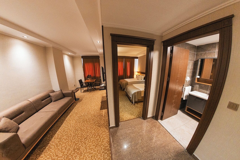 Elit Class Hotel 9/22