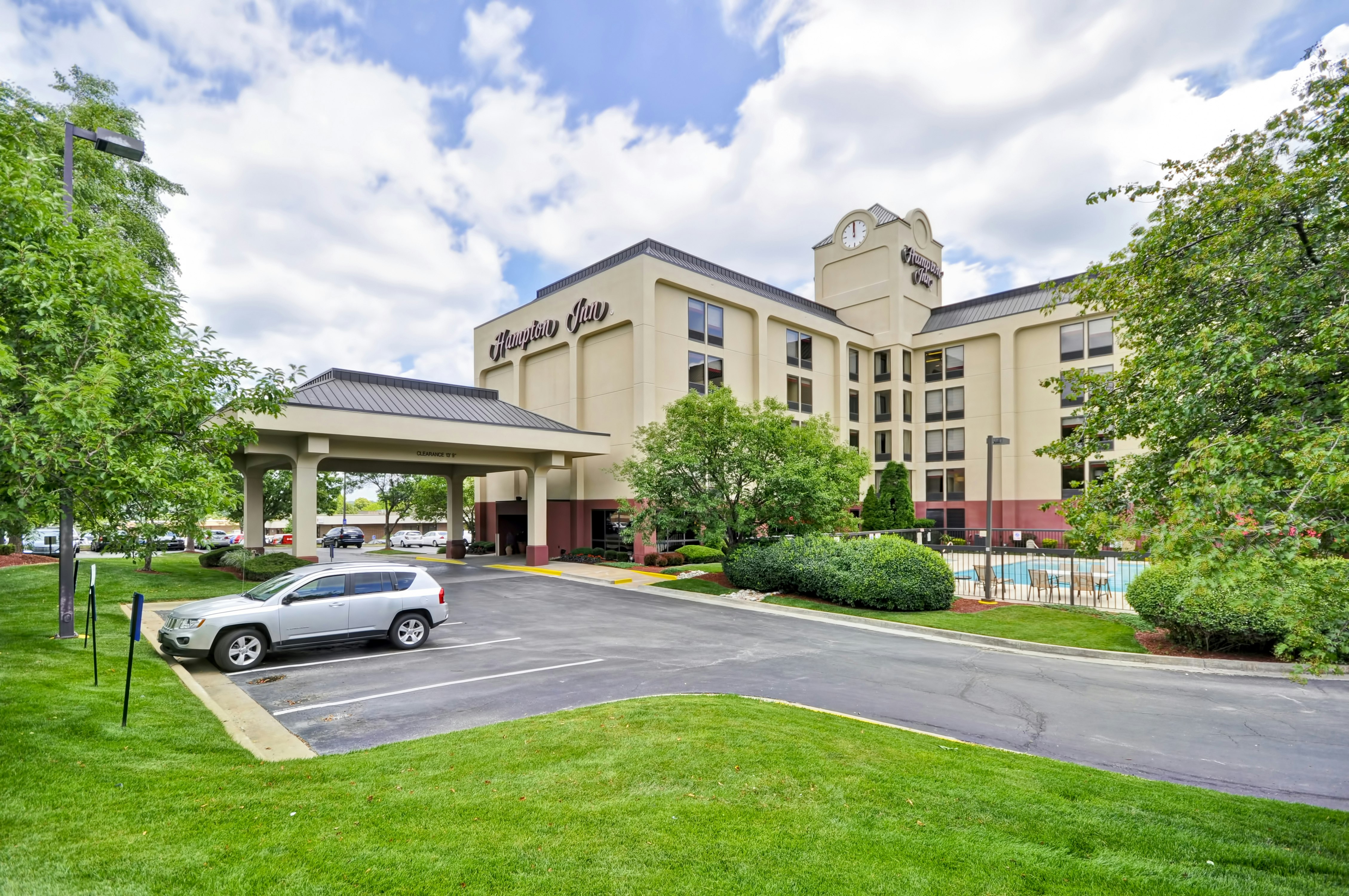 Hampton Inn Kansas City Overland Park 75/76