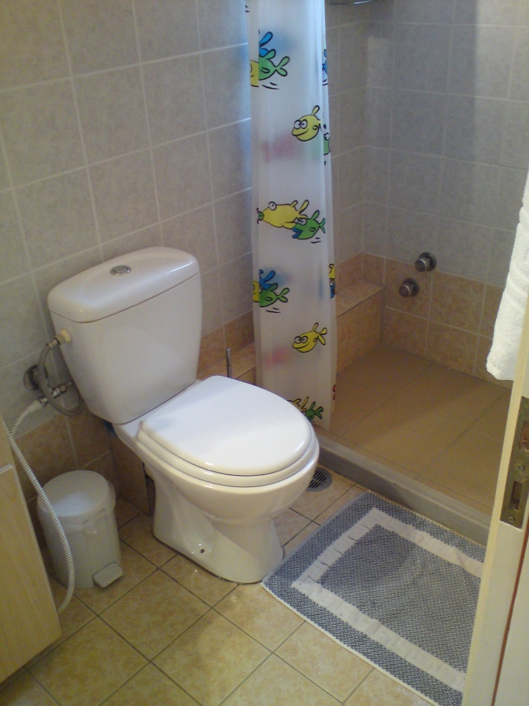 Ionian Breeze Studios 26/30