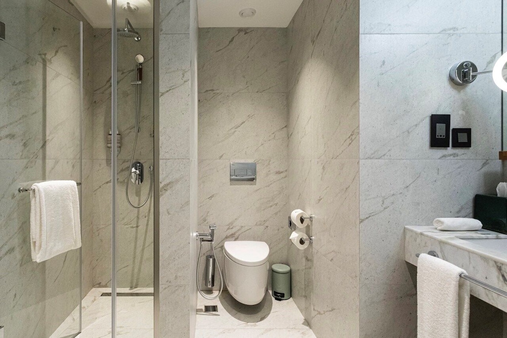 Khedi Hotel, Tbilisi 48/50