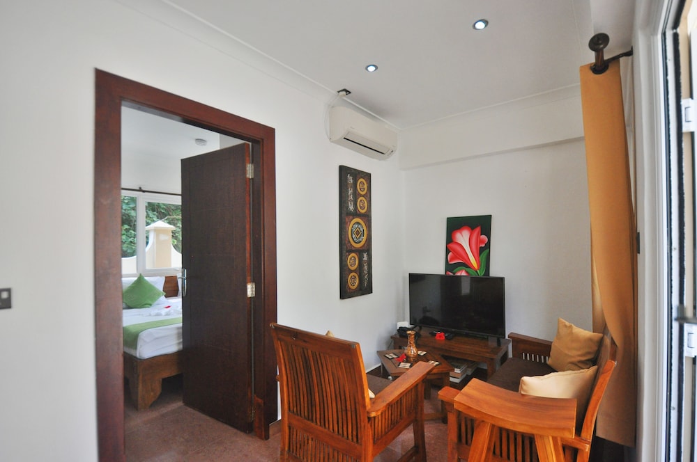Yasad Luxury Beach Residence 36/50