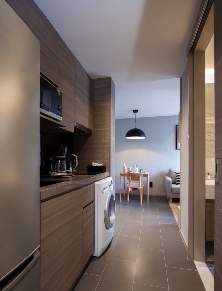 Voque Hotel & Serviced Residence Sukhumvit 51 36/37