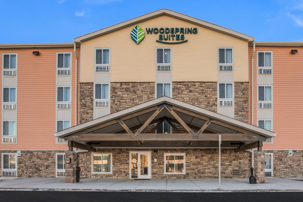 WoodSpring Suites Novi Farmington 2/47