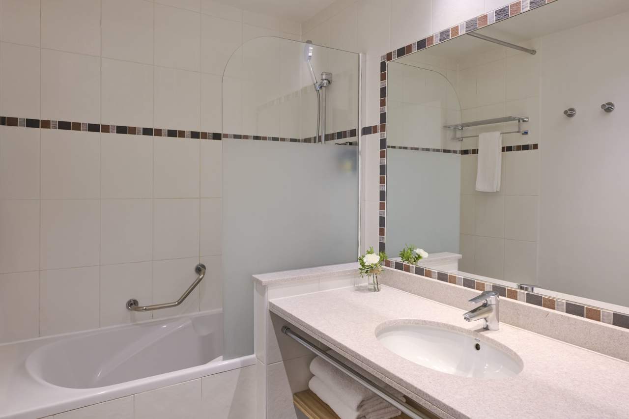 Fraser Suites Harmonie Paris La Defense 28/32