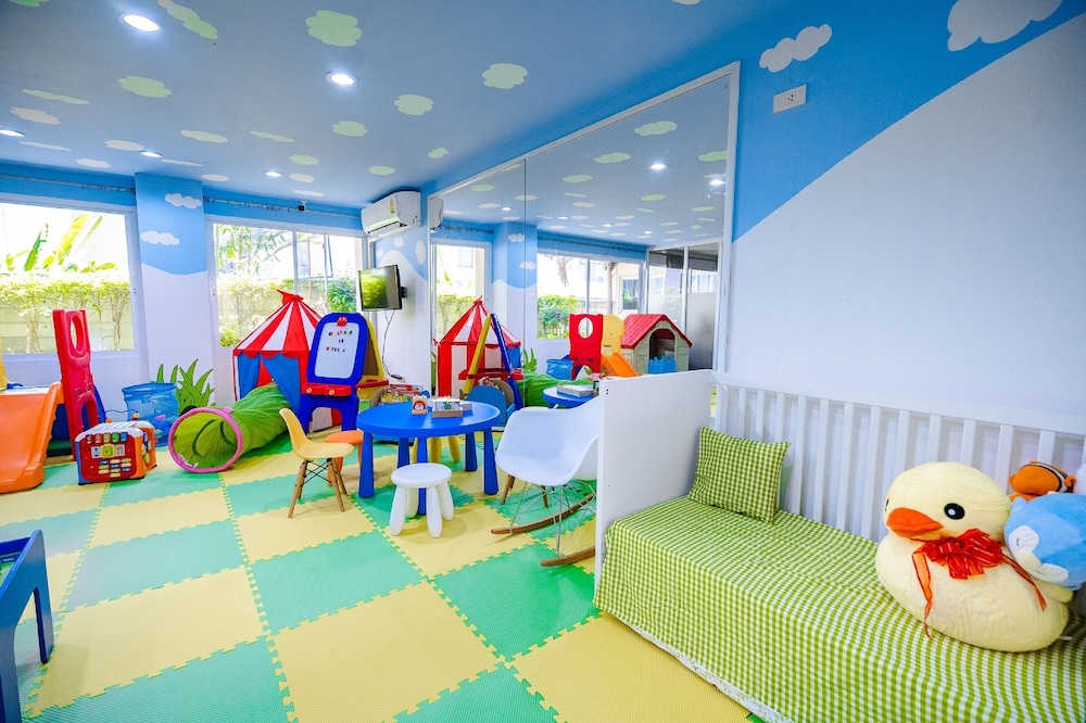Hotel J Residence Pattaya 42/50