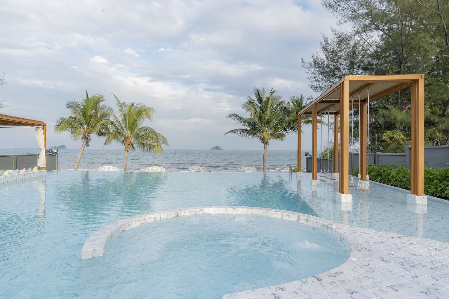 Best Western Plus Carapace Hotel Hua Hin 36/39