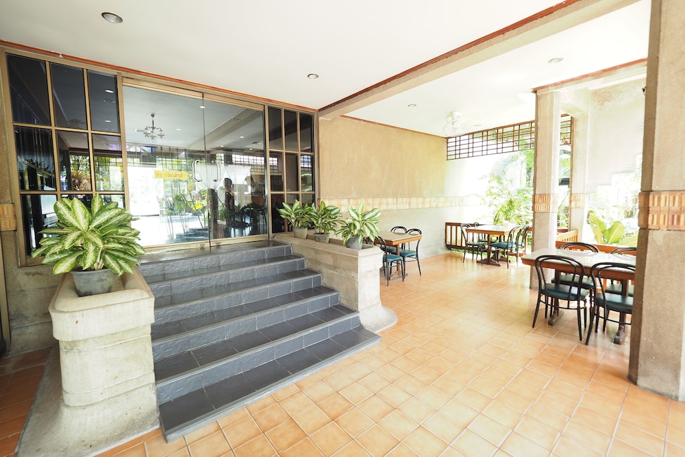Pachara Hotel And Restaurant 5/20