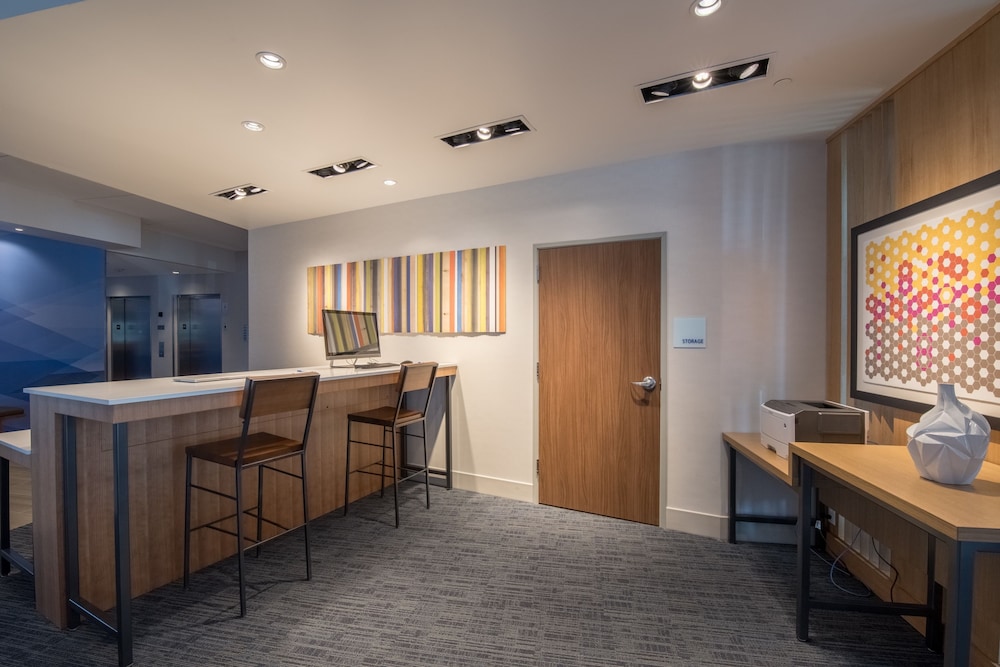 Holiday Inn Express & Suites Lehi Thanksgiving Point 5/58