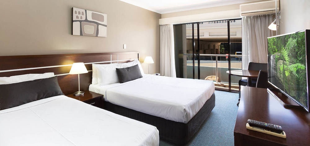 2 BEDROOMS, APARTMENT