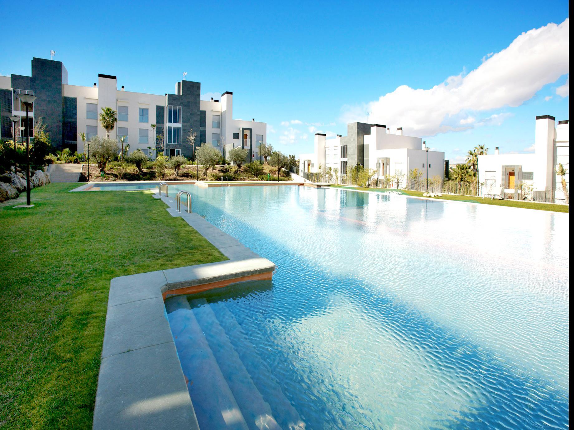 3 Bedrooms, 4 Rooms, Ground Floor