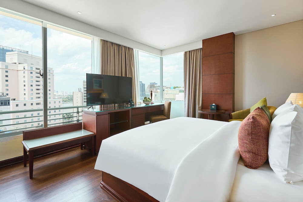 غرفة غراند بسرير كوين بإطلالة على المدينة، Kin Hotel Thi Sach Edition 3/10