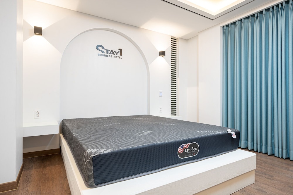 Stay 1 Hotel 20/49