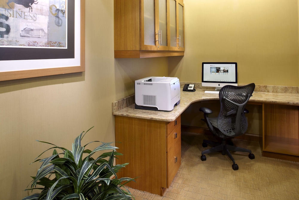 Hilton Garden Inn Dallas/Arlington 59/69