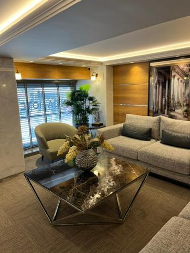 Nida Hotel Laleli 17/19