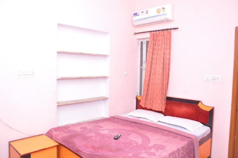 Kanak Guest House 9/17