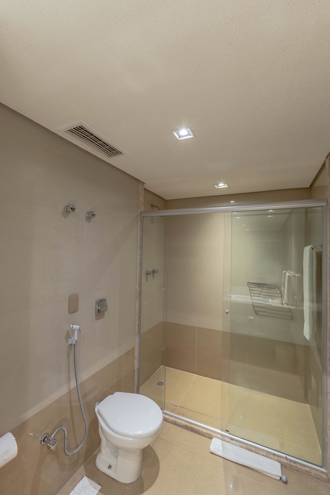 Hotel Deville Prime Cuiaba 20/86