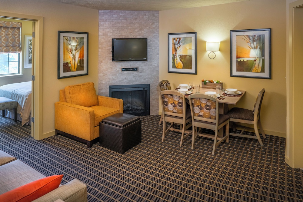 Patriots Inn 39/53