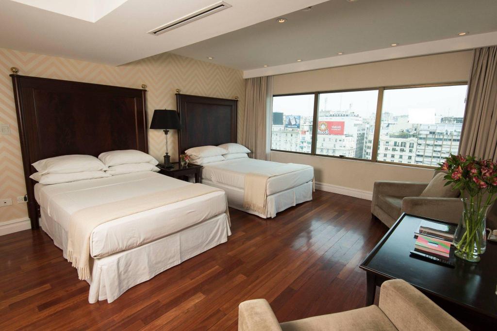 Guest Room, 2 Double Beds, City View, Pool Access, Accessible
