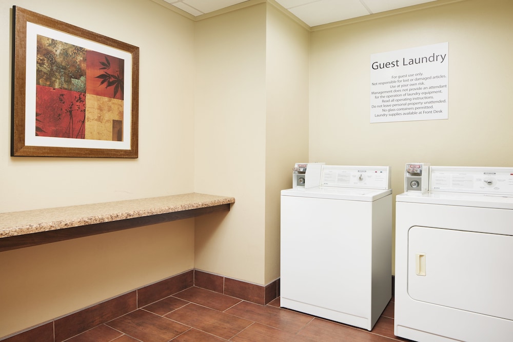 Holiday Inn Express Tifton 29/56
