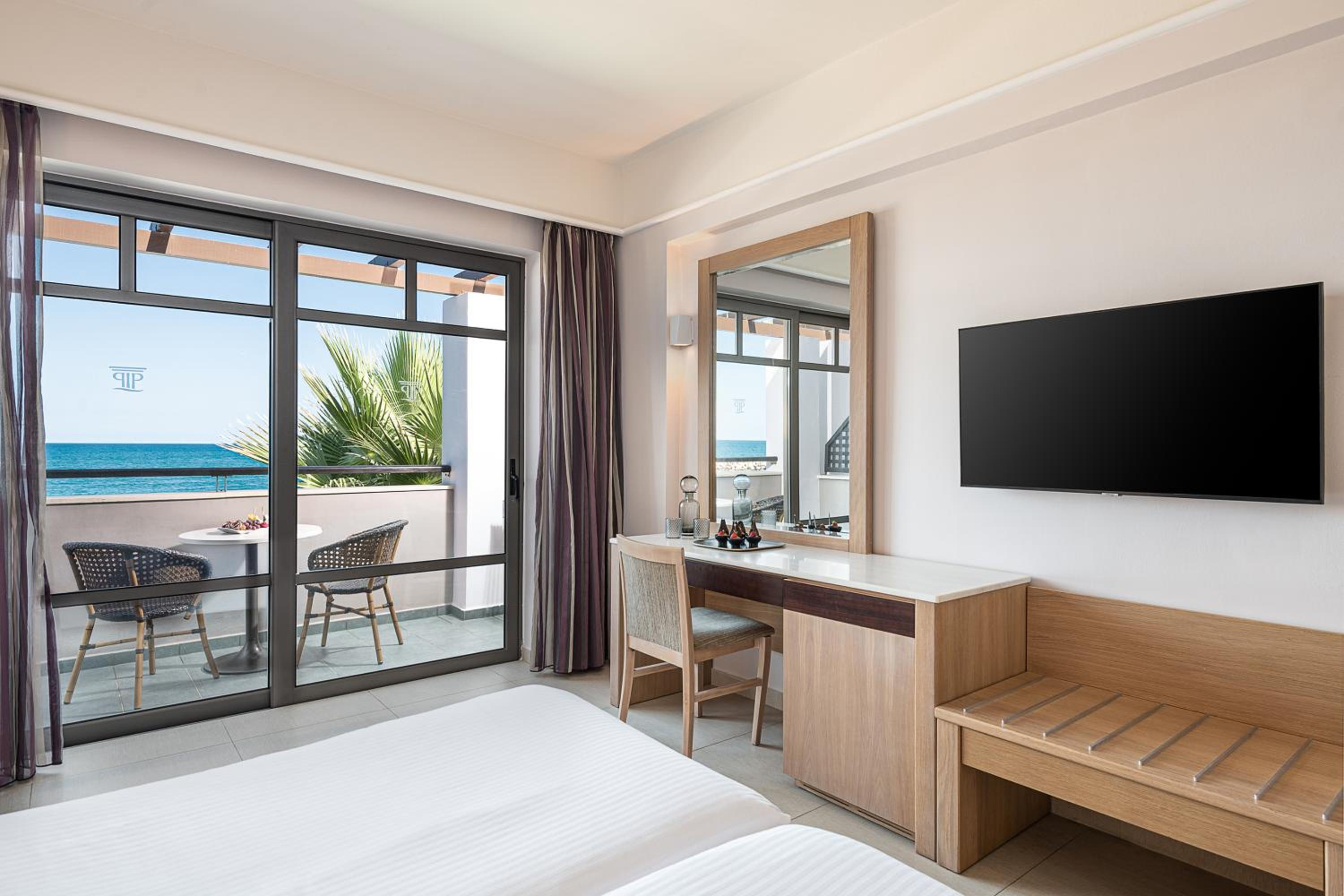 غرفة بسرير مزدوج بإطلالة على البحر، Porto Platanias Beach Resort & Spa 9/10