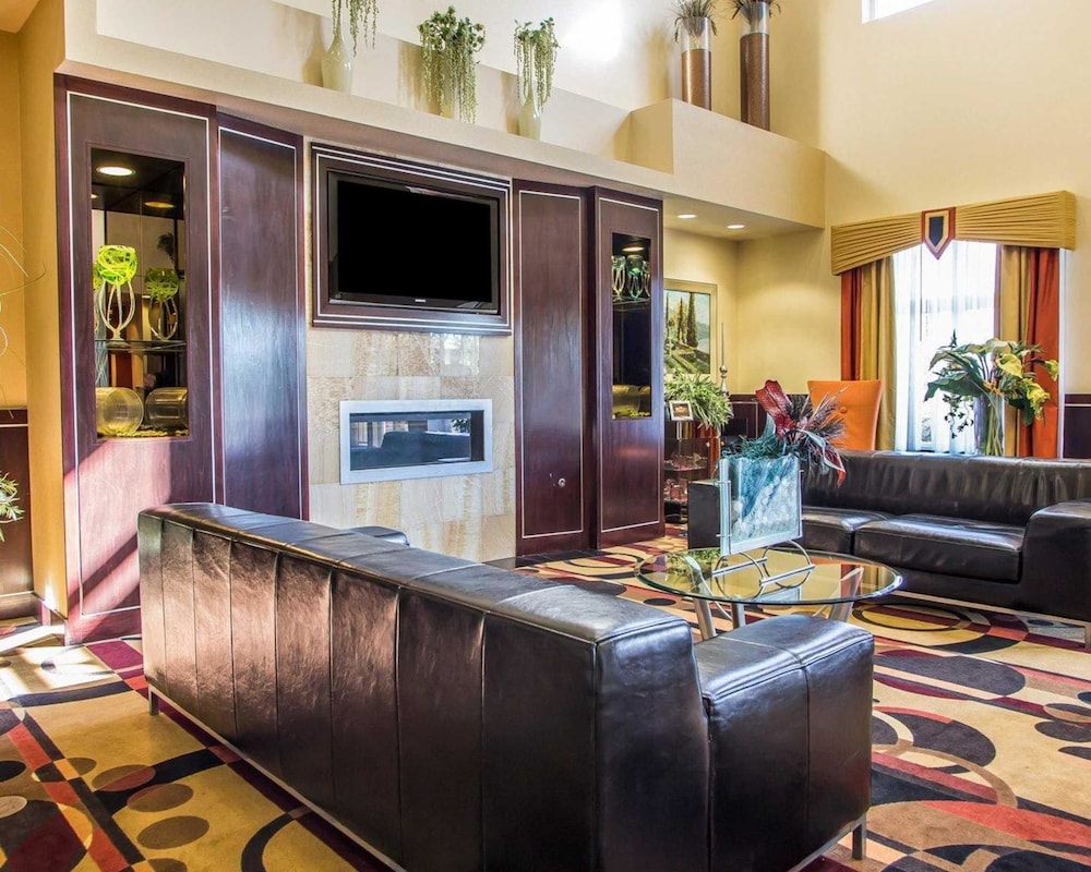Comfort Suites Troy-I75 19/69
