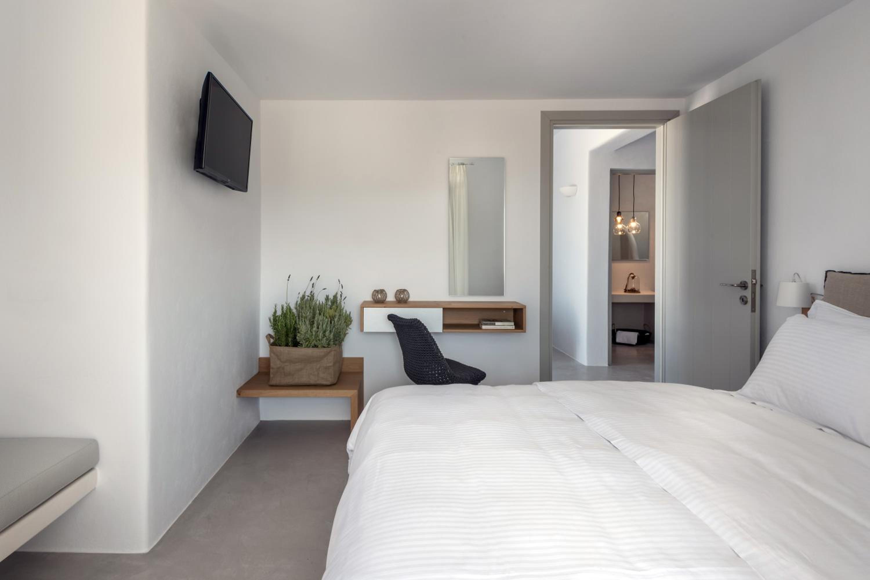 Suite, Sea View