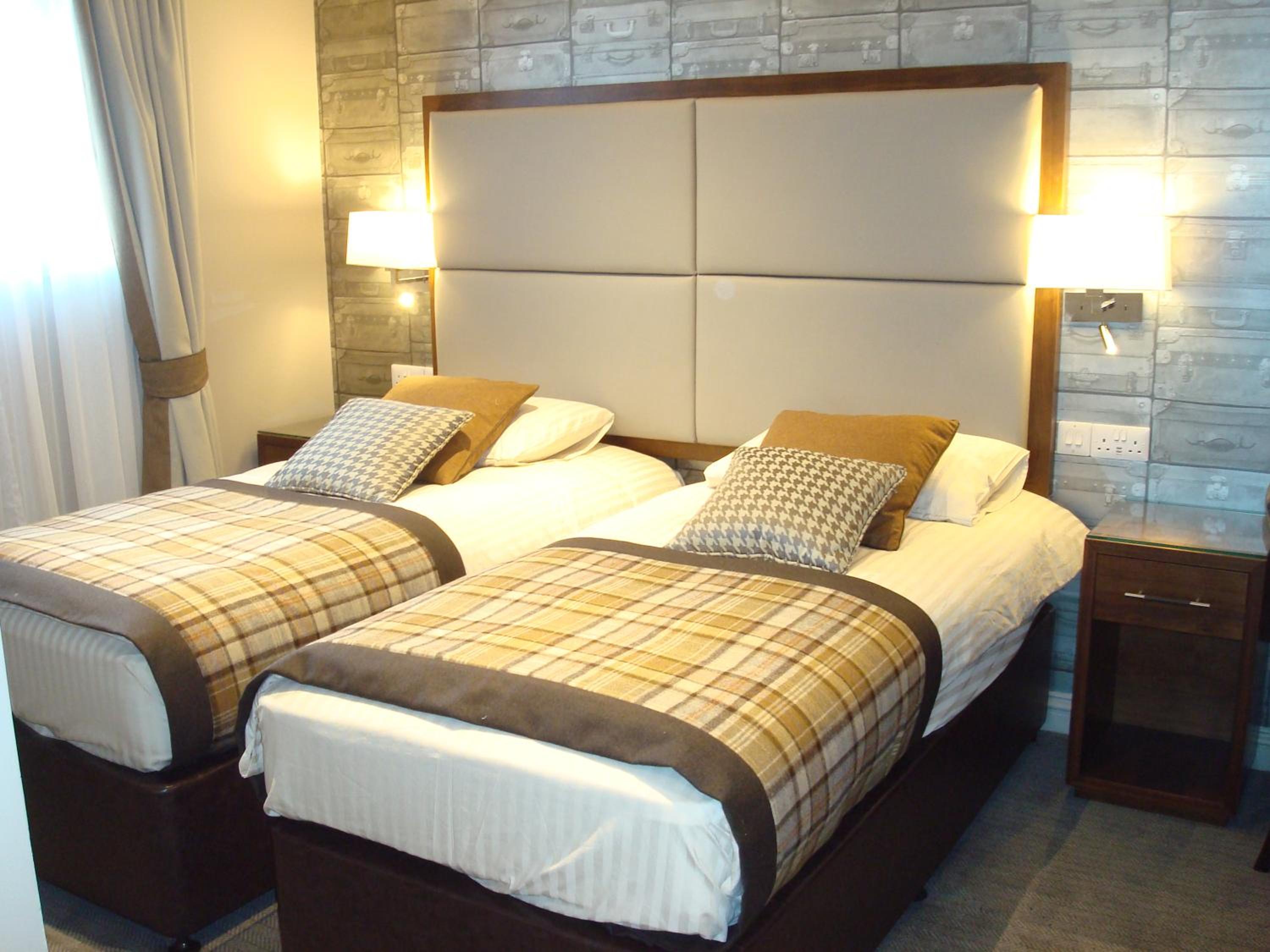 Cruachan Hotel 16/55