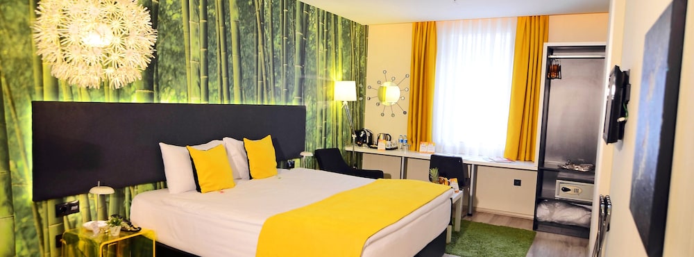 Tempo Suites Airport 9/47