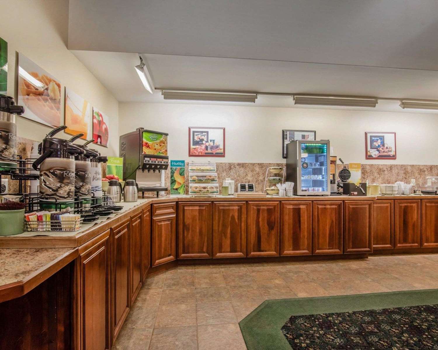 Align Inn Vermont (ex Quality Inn At Quechee Gorge) 10/40