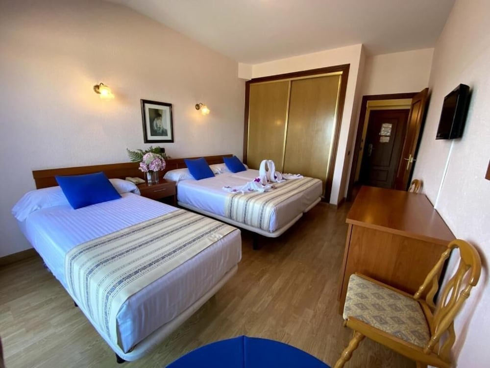 Hotel Alfar 10/36
