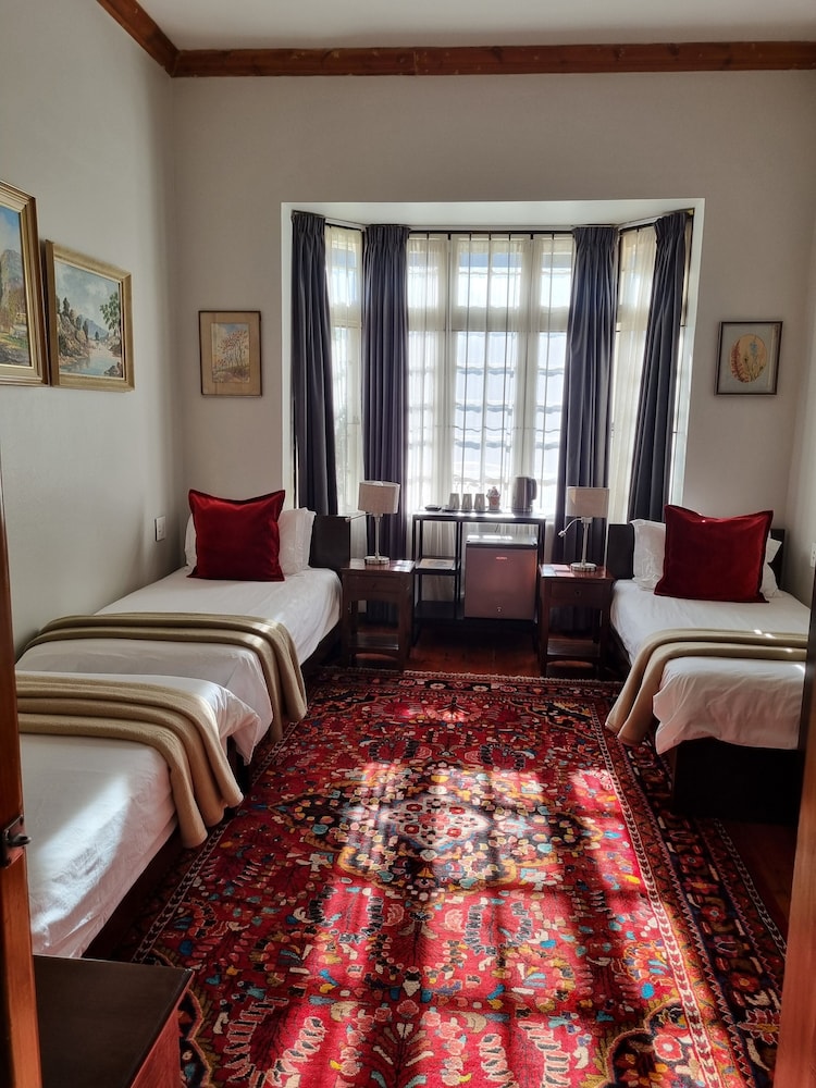 Standard, Triple, 3 Beds, Ashanti Guest House Gardens Hostel 5/10