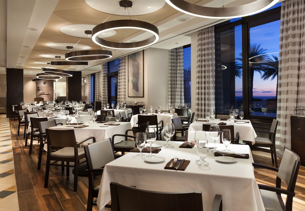 Fort Lauderdale Marriott Harbor Beach Resort And Spa 56/83