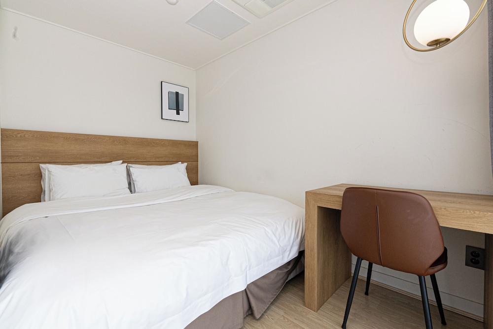 Hotel the Grang Jungmun 20/50