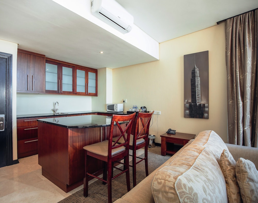 Premier Hotel Cape Town 63/82