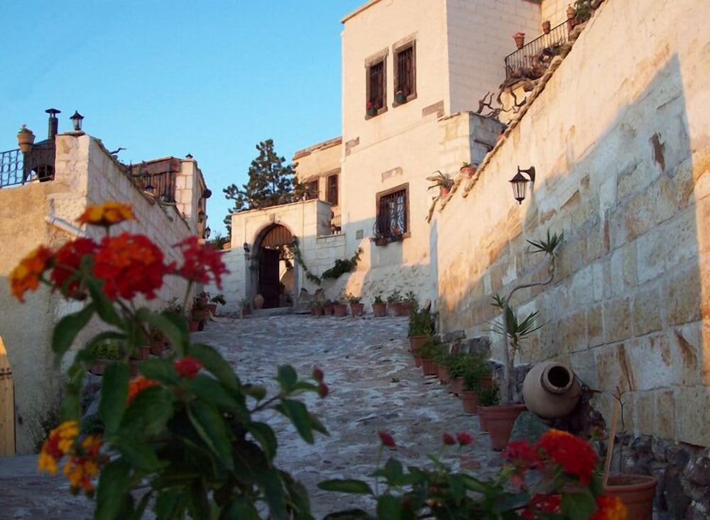 Cappa Villa Hotels 26/41