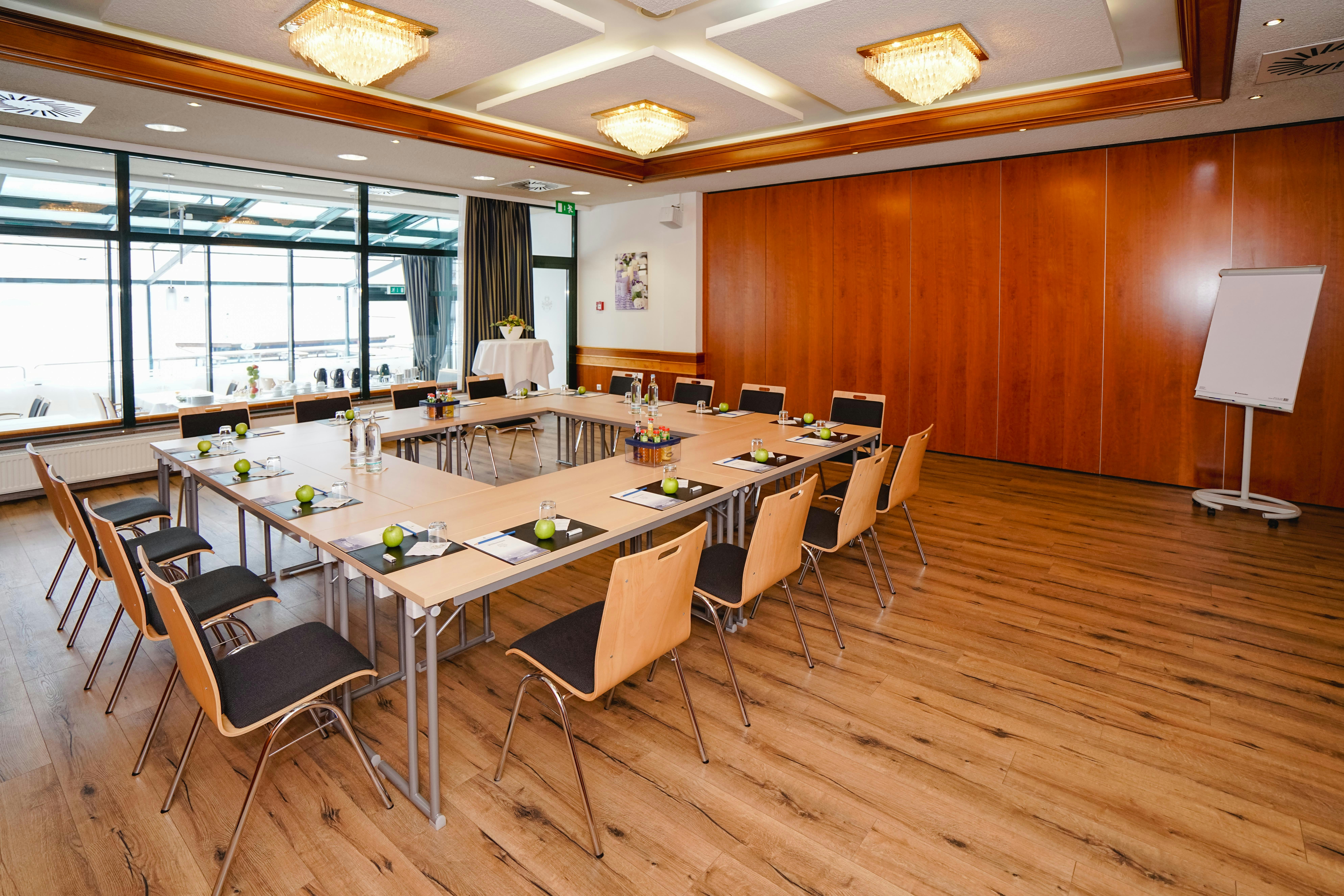 TOP CountryLine Seehotel Berlin-Rangsdorf 39/52