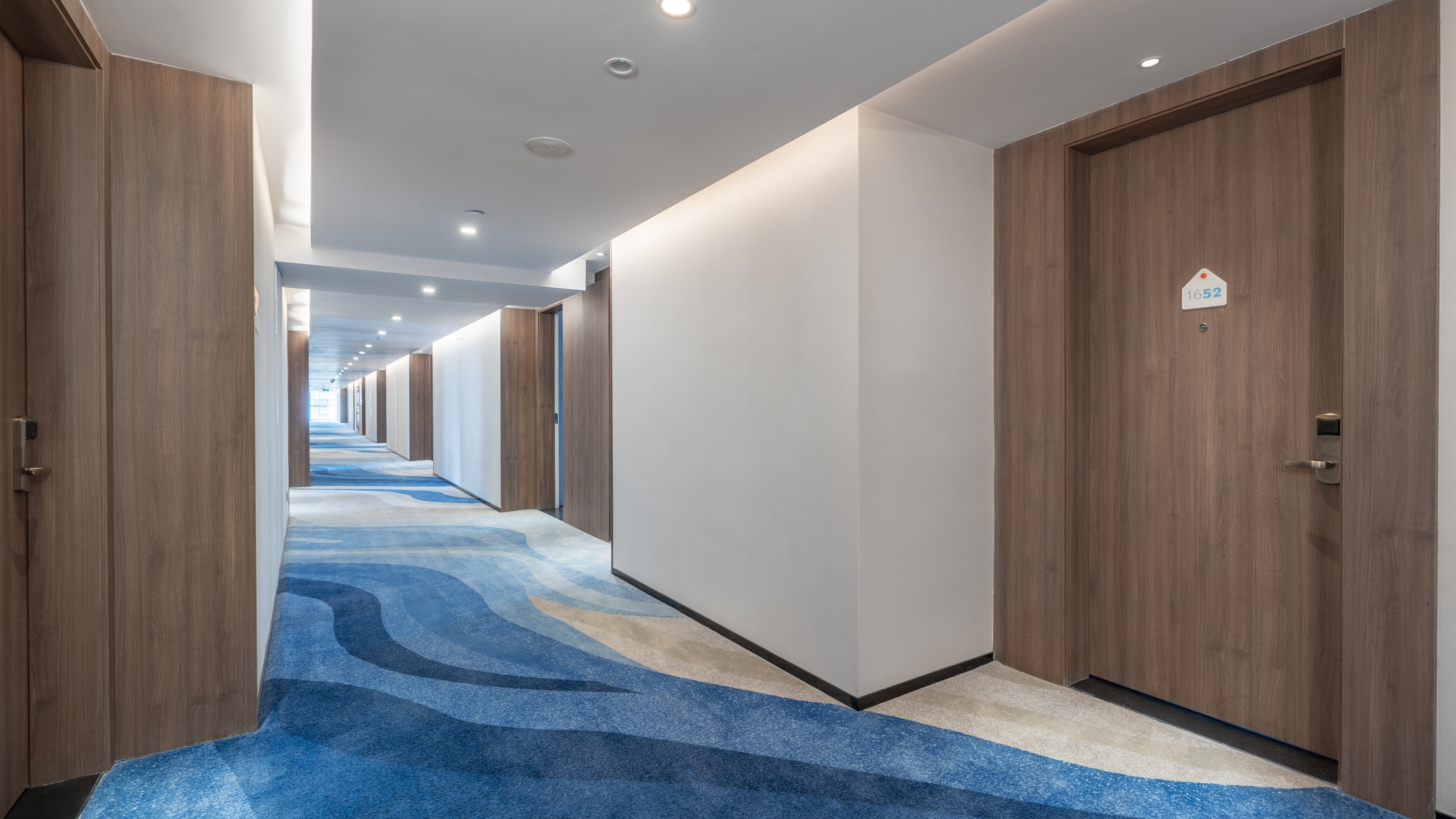 HOLIDAY INN EXPRESS Chengdu High-Tech Zone 54/78
