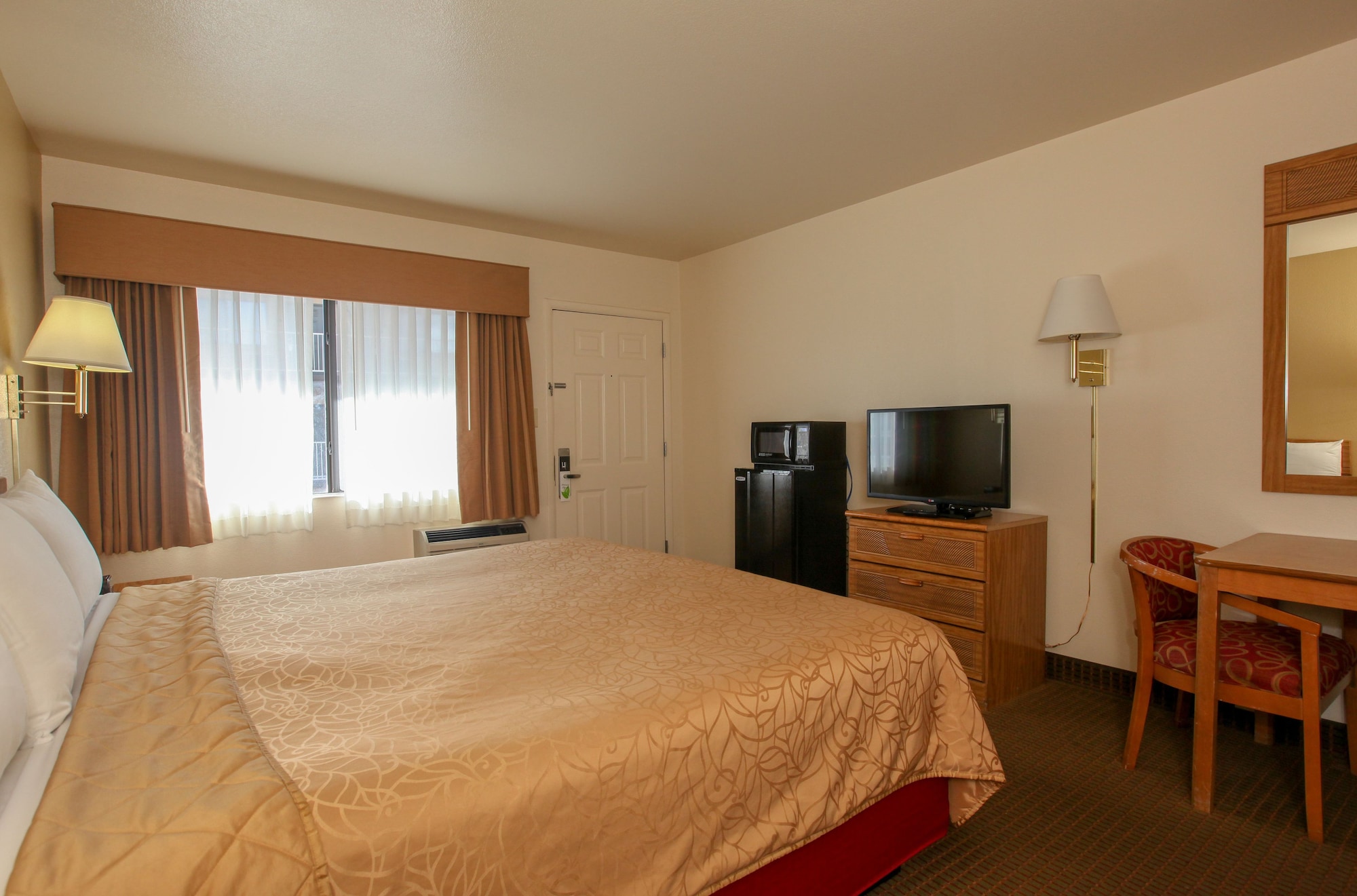 STANDARD, KING BED